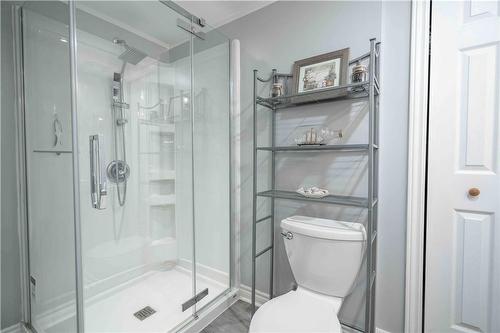 64 Melody Trail, St. Catharines, ON - Indoor Photo Showing Bathroom