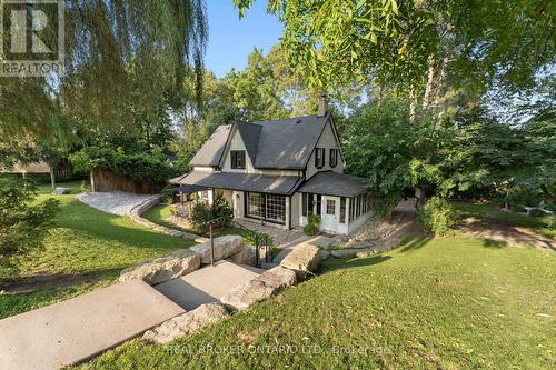 60A Dundas Street W, Brant (Paris), ON - Outdoor