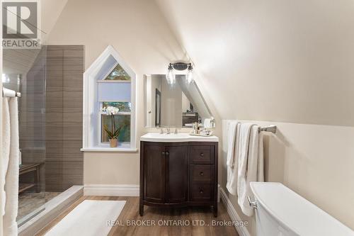 60A Dundas Street W, Brant (Paris), ON - Indoor Photo Showing Bathroom