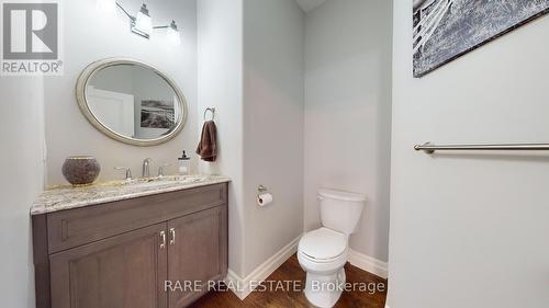 33 Woodside Drive, Brant (Brantford Twp), ON - Indoor Photo Showing Bathroom