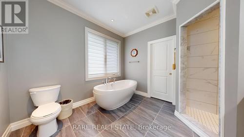 33 Woodside Drive, Brant (Brantford Twp), ON - Indoor Photo Showing Bathroom