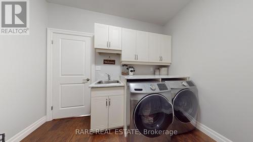 33 Woodside Drive, Brant, ON - Indoor Photo Showing Laundry Room