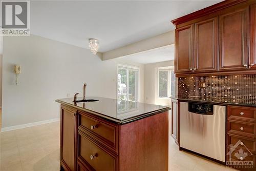 10 Brenda Crescent, Ottawa, ON - Indoor Photo Showing Kitchen