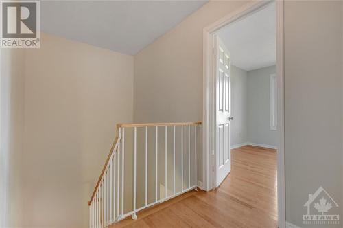 10 Brenda Crescent, Ottawa, ON - Indoor Photo Showing Other Room