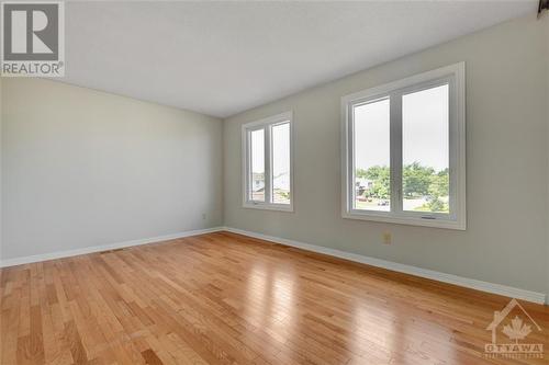 10 Brenda Crescent, Ottawa, ON - Indoor Photo Showing Other Room