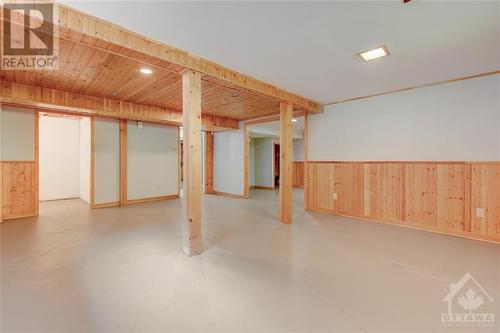 10 Brenda Crescent, Ottawa, ON - Indoor Photo Showing Basement