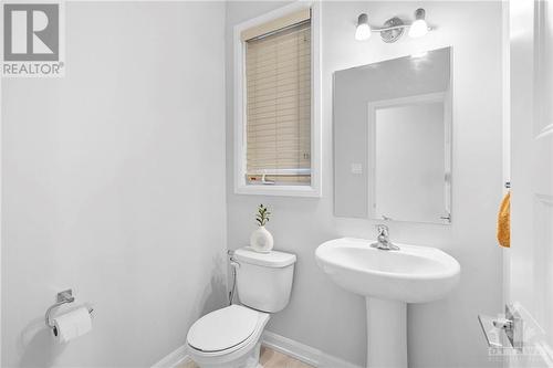 83 Christie Street, Carleton Place, ON - Indoor Photo Showing Bathroom