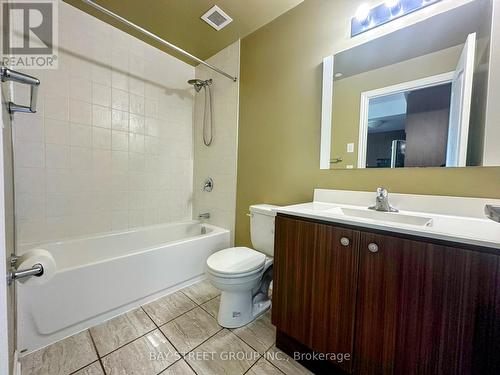 522 - 8323 Kennedy Road, Markham, ON - Indoor Photo Showing Bathroom