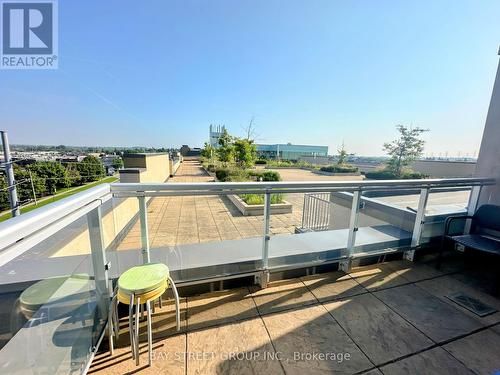 522 - 8323 Kennedy Road, Markham, ON - Outdoor With Balcony With View