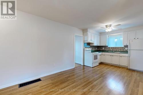 174 Alderbrae Avenue, Toronto (Alderwood), ON - Indoor Photo Showing Kitchen