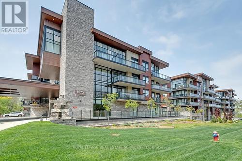 447 - 1575 Lakeshore Road W, Mississauga (Clarkson), ON - Outdoor With Balcony