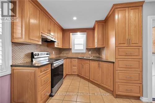 221 Gray Road, Hamilton (Riverdale), ON - Indoor Photo Showing Kitchen With Double Sink