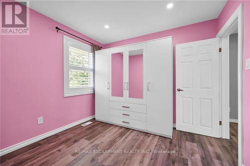 221 Gray Road, Hamilton (Riverdale), ON - Indoor Photo Showing Other Room