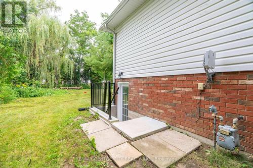 Separate Entrance - 266 Elizabeth Street, Southwest Middlesex (Glencoe), ON - Outdoor With Exterior