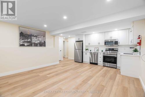 266 Elizabeth Street, Southwest Middlesex (Glencoe), ON - Indoor Photo Showing Kitchen