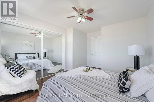 3356 Redpath Circle, Mississauga, ON - Indoor Photo Showing Bedroom