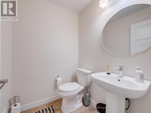 22 - 3380 Singleton Avenue, London, ON - Indoor Photo Showing Bathroom