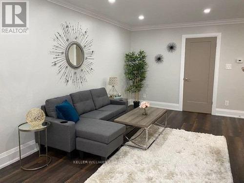 1330 Alexandra Avenue, Mississauga (Lakeview), ON - Indoor Photo Showing Living Room