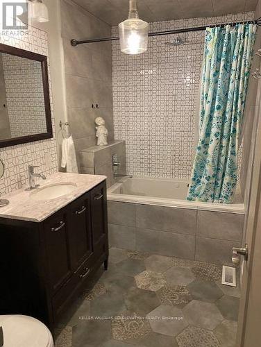 1330 Alexandra Avenue, Mississauga (Lakeview), ON - Indoor Photo Showing Bathroom