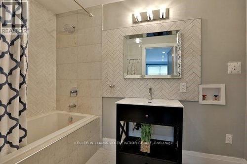 1330 Alexandra Avenue, Mississauga (Lakeview), ON - Indoor Photo Showing Bathroom