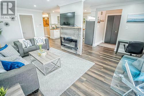 1330 Alexandra Avenue, Mississauga, ON - Indoor Photo Showing Living Room With Fireplace