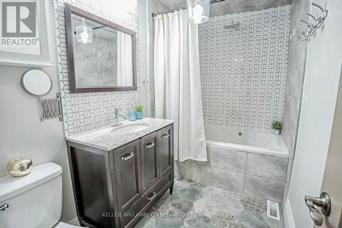 1330 Alexandra Avenue, Mississauga, ON - Indoor Photo Showing Bathroom