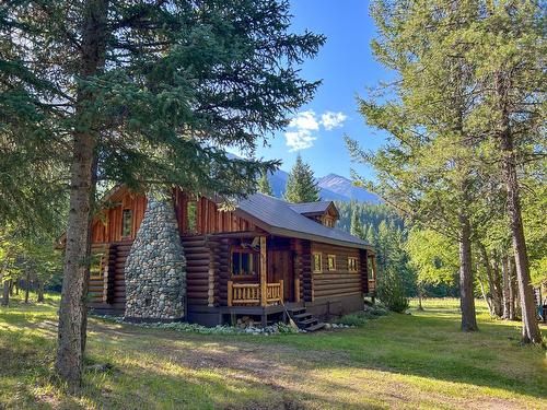 Null White Ram Forest Service Road, Skookumchuck, BC - Outdoor With Deck Patio Veranda