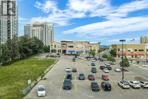 402 - 20 Gatineau Drive, Vaughan, ON - Outdoor With View