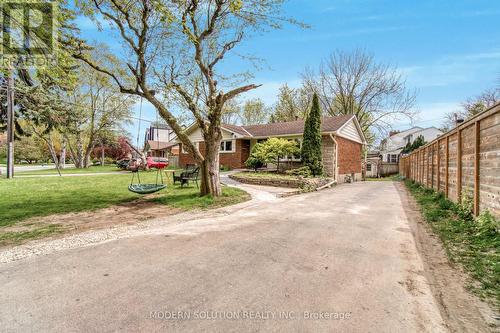 314 Strathcona Drive, Burlington, ON - Outdoor