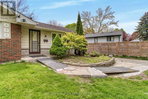 314 Strathcona Drive, Burlington, ON - Outdoor