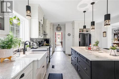 268 Fox Ridge Road, Grey Highlands, ON - Indoor Photo Showing Kitchen With Upgraded Kitchen