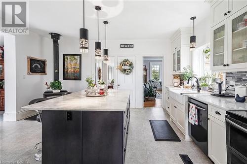 268 Fox Ridge Road, Grey Highlands, ON - Indoor Photo Showing Kitchen With Upgraded Kitchen