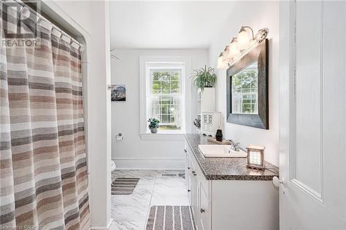 268 Fox Ridge Road, Grey Highlands, ON - Indoor Photo Showing Bathroom