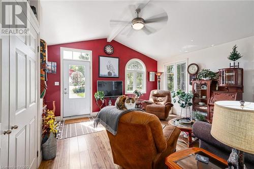 268 Fox Ridge Road, Grey Highlands, ON - Indoor Photo Showing Other Room