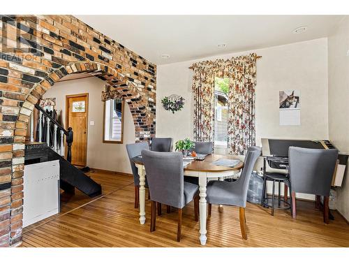 5931 40 Street Nw, Salmon Arm, BC - Indoor Photo Showing Dining Room