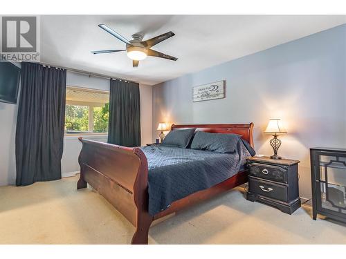 2095 Rose Tree Road, West Kelowna, BC - Indoor Photo Showing Bedroom