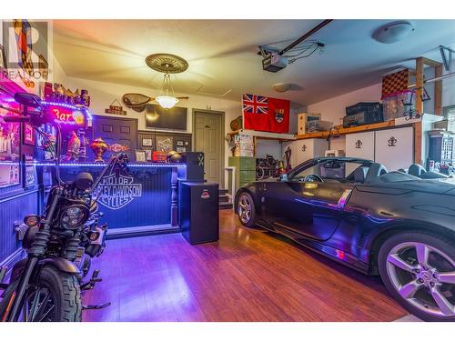 2095 Rose Tree Road, West Kelowna, BC - Indoor Photo Showing Garage