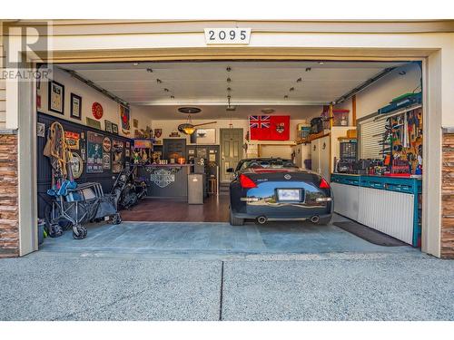 2095 Rose Tree Road, West Kelowna, BC - Indoor Photo Showing Garage