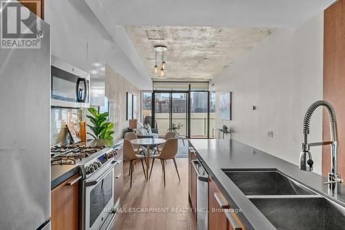 703 - 25 Stafford Street, Toronto (Niagara), ON - Indoor Photo Showing Kitchen With Stainless Steel Kitchen With Double Sink