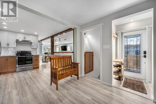 7040 Savona Access Rd, Kamloops, BC - Indoor Photo Showing Kitchen