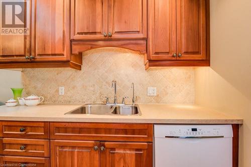 430 Dayna Crescent, Waterloo, ON - Indoor Photo Showing Kitchen With Double Sink