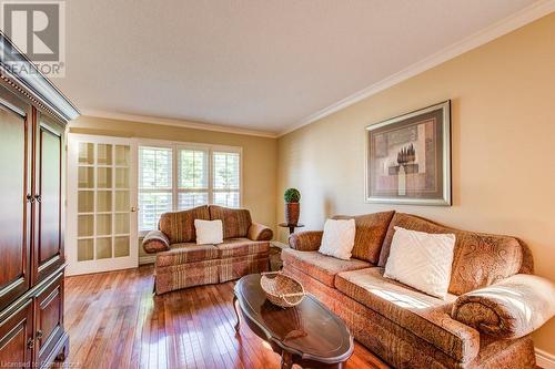 430 Dayna Crescent, Waterloo, ON - Indoor Photo Showing Living Room