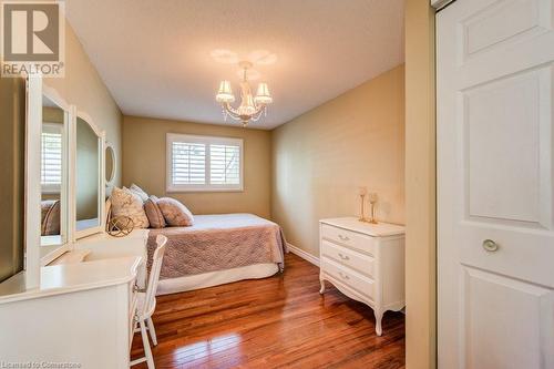 430 Dayna Crescent, Waterloo, ON - Indoor Photo Showing Bedroom