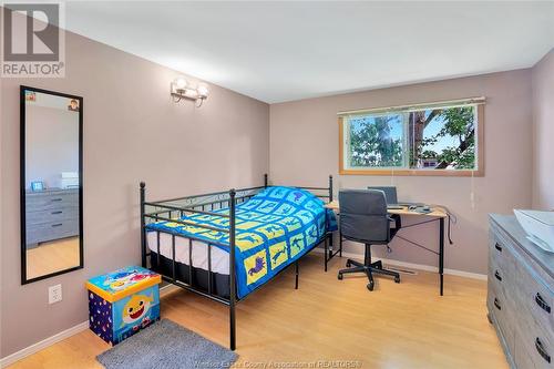 1418 Pillette Road, Windsor, ON - Indoor Photo Showing Bedroom