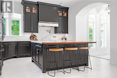 2642 Bluffs Way, Burlington, ON - Indoor Photo Showing Kitchen