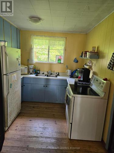 Lot 160 Snake Island, Georgina Islands (Snake Island), ON - Indoor Photo Showing Other Room