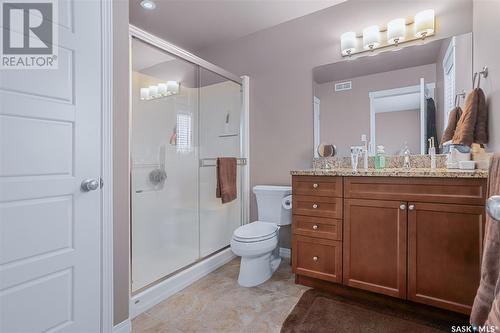 761 Rempel Cove, Saskatoon, SK - Indoor Photo Showing Bathroom