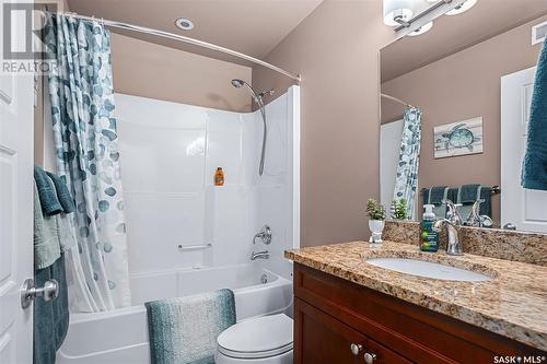 761 Rempel Cove, Saskatoon, SK - Indoor Photo Showing Bathroom