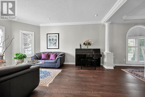 1151 Lockhart Road, Burlington (Brant), ON - Indoor Photo Showing Living Room