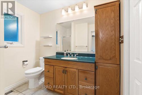 1432 Wallbridge Loyalist Road, Quinte West, ON - Indoor Photo Showing Bathroom